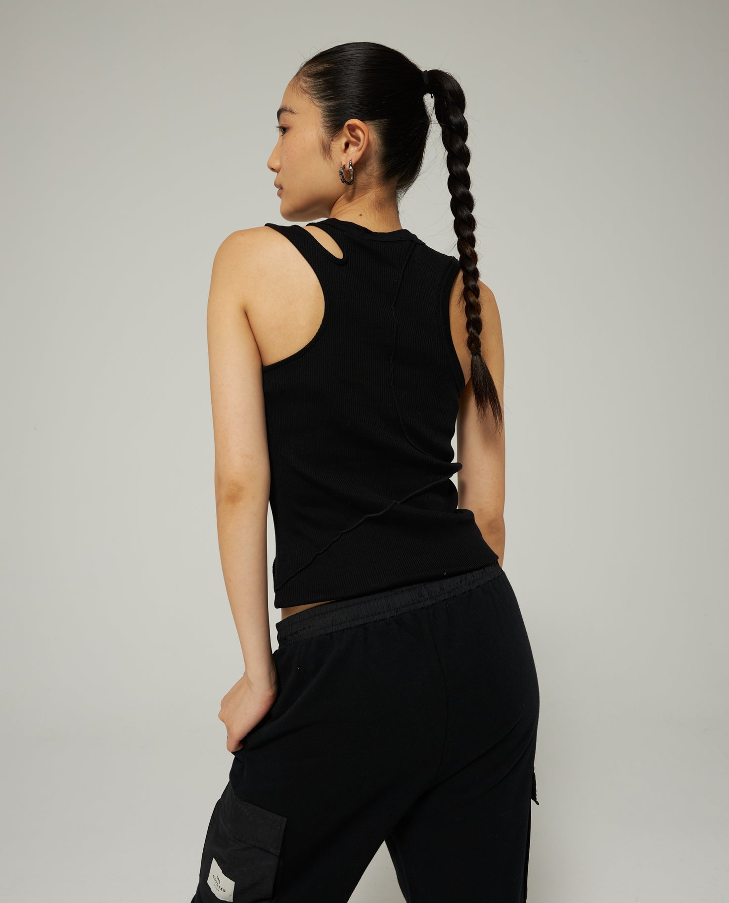 ASYMMETRIC RIB TOP
