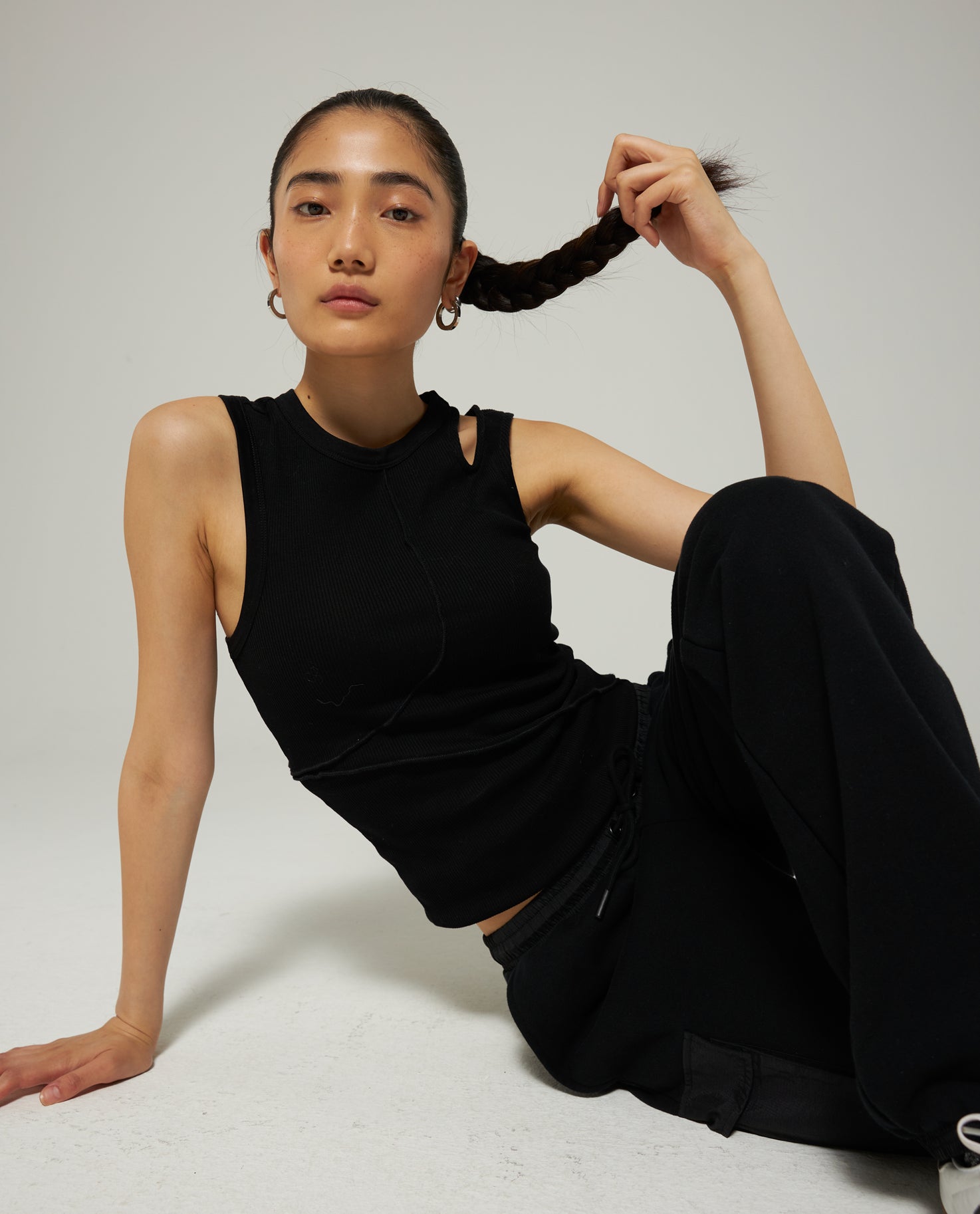 ASYMMETRIC RIB TOP