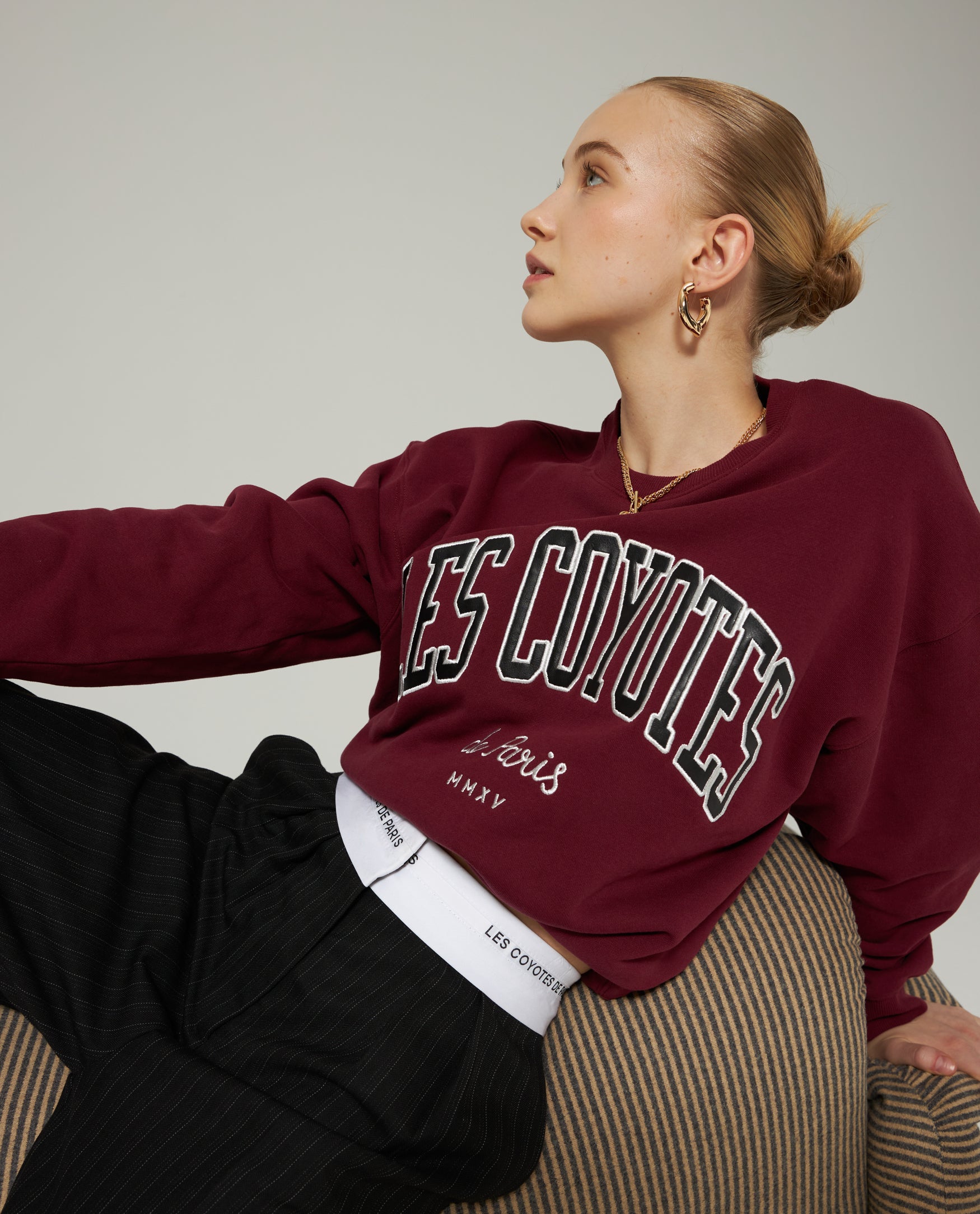 RELAXED FIT COLLEGE SWEATSHIRT