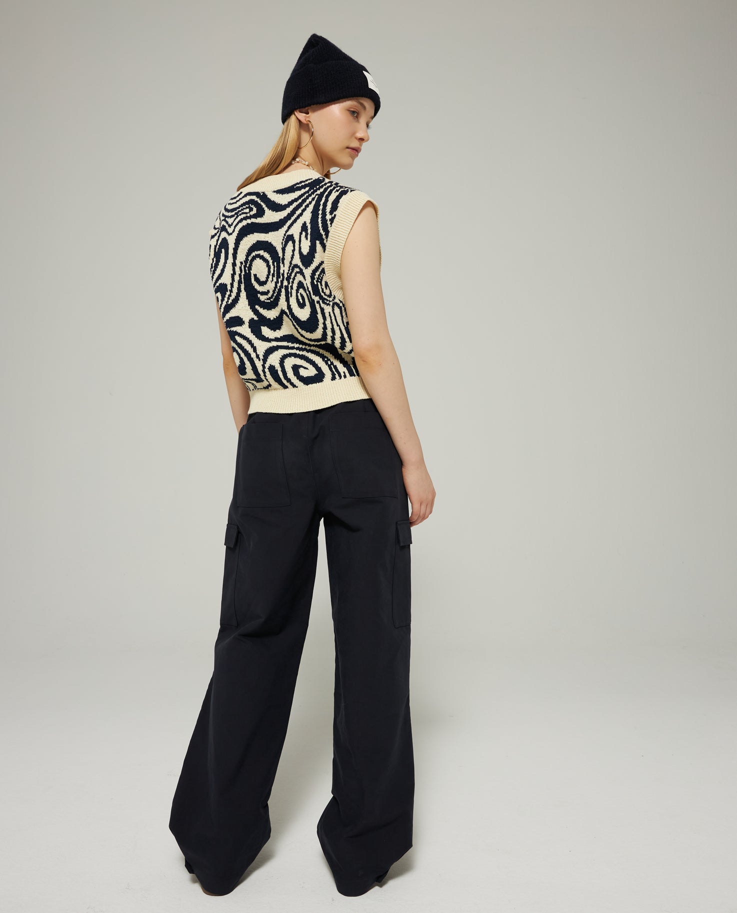 SWIRL INTARSIA SPENCER